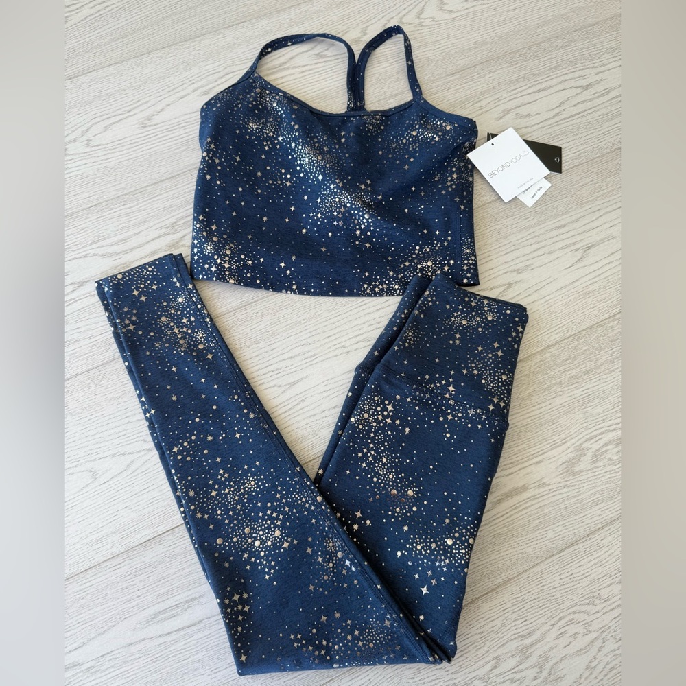 NWT Beyond Yoga Navy Lucky Stars SoftShine Racerback Cropped Tank & Leggings Set